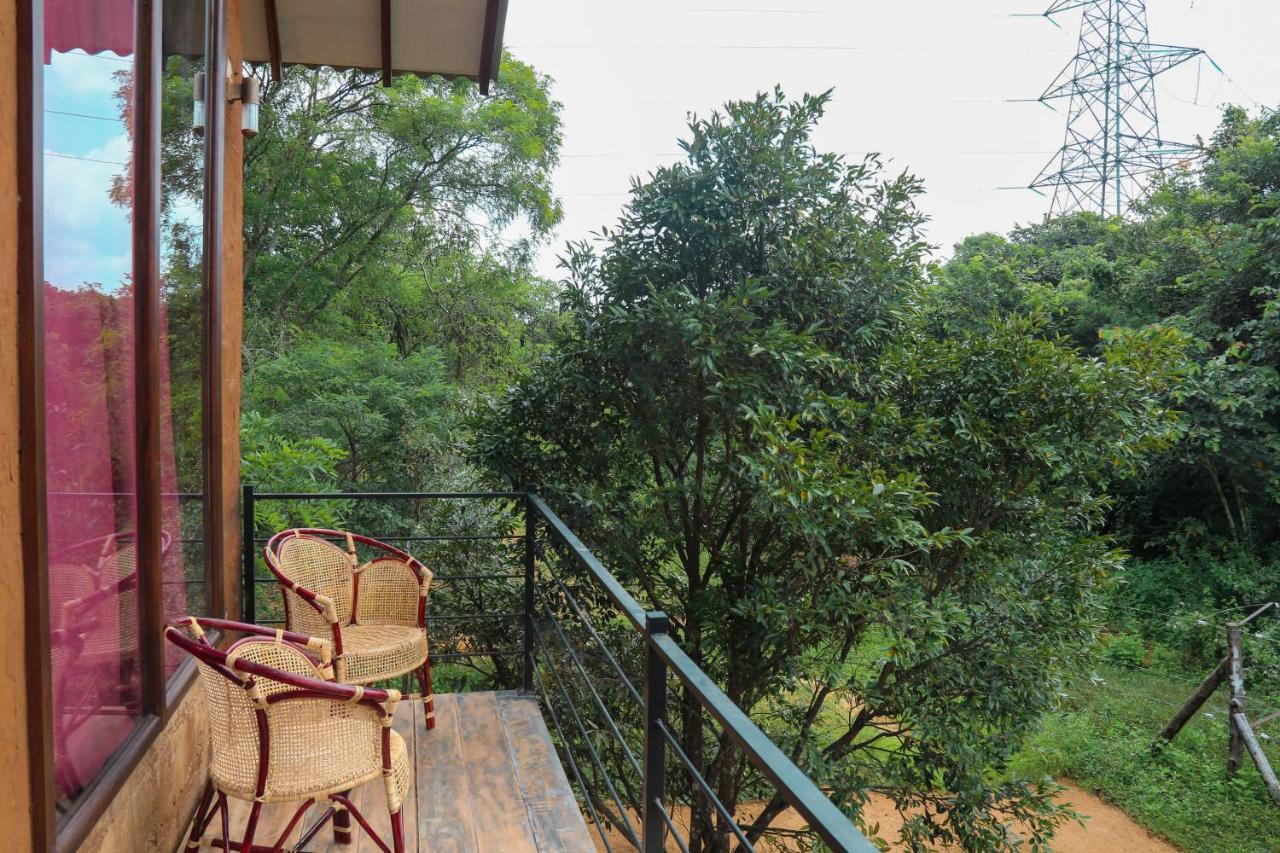 Sky Forest Habarana Exterior foto